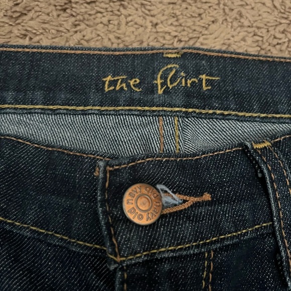 Old Navy Flirt jeans - Picture 2 of 4